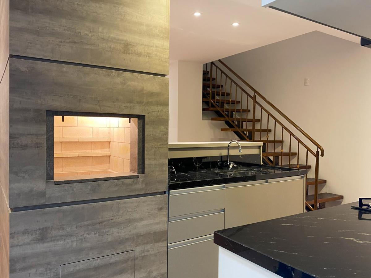 Duplex Novo, Com 02 Suites, Para 06 Pessoas, E 02 Vagas De Garagem Canela Luaran gambar